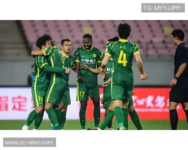 国安与鲁能首发阵容揭晓精彩对决即将上演球迷期待激烈较量 国安与鲁能首发阵容揭晓精彩对决即将上演球迷期待激烈较量