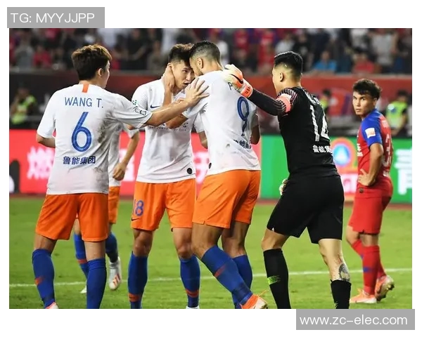 中超激战山东鲁能迎战国安球迷期待精彩对决与巅峰对抗