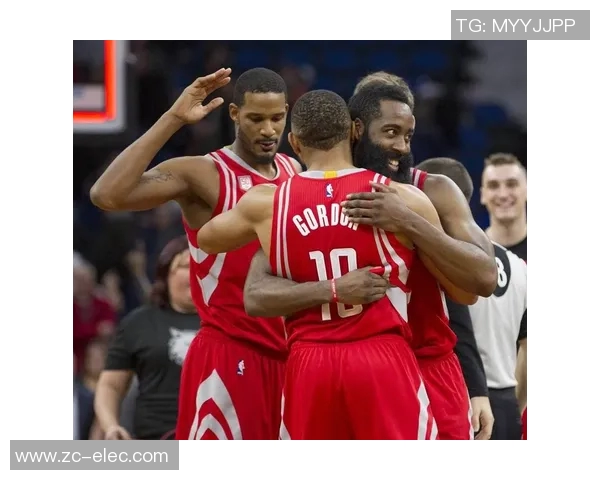 火箭与雷霆季后赛精彩对决在线直播全程回顾与分析