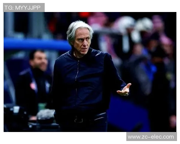 热苏斯在赛场上的崛起与挑战解析以及未来发展前景展望