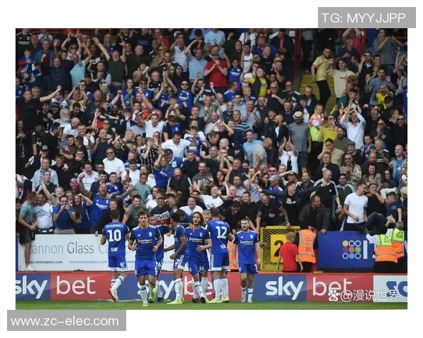 蓝网与勇士激战正酣NBA赛场精彩对决引发球迷热议