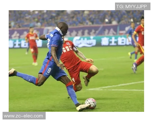 中国足球迎战土耳其球队期待突破重围展现实力与风采 中国足球迎战土耳其球队期待突破重围展现实力与风采