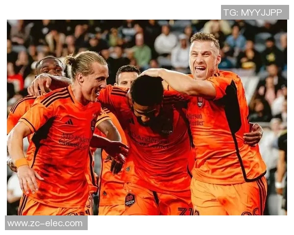 休斯顿迪纳摩主场迎战西雅图音速期待精彩对决与激烈竞争 休斯顿迪纳摩主场迎战西雅图音速期待精彩对决与激烈竞争