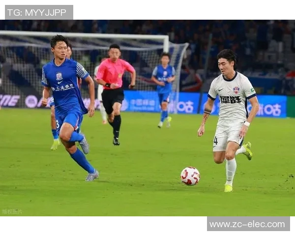 梅州客家队迎战青岛球队展现精彩对决与激烈竞争 梅州客家队迎战青岛球队展现精彩对决与激烈竞争