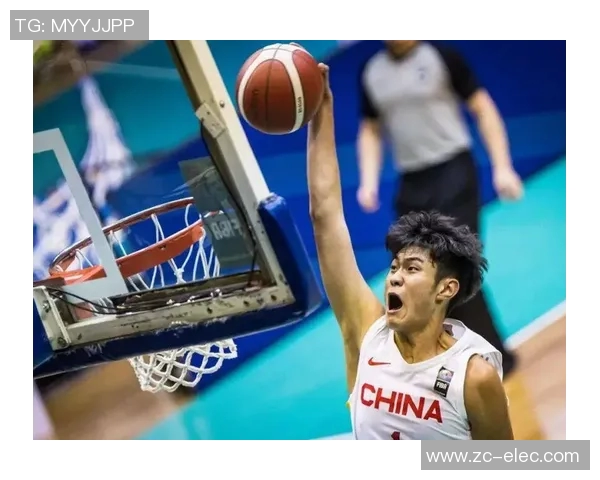 方硕的篮球之路：从青涩少年到职业赛场的闪耀明星