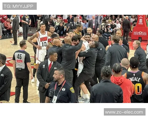 火箭队与湖人队搞笑瞬间大集合让你捧腹大笑的精彩时刻回顾 火箭队与湖人队搞笑瞬间大集合让你捧腹大笑的精彩时刻回顾